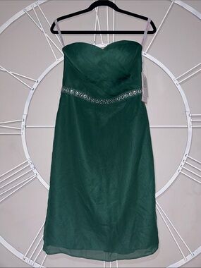 NWT JJs House Emerald Green Strapless Mini Dress with Beaded Waist